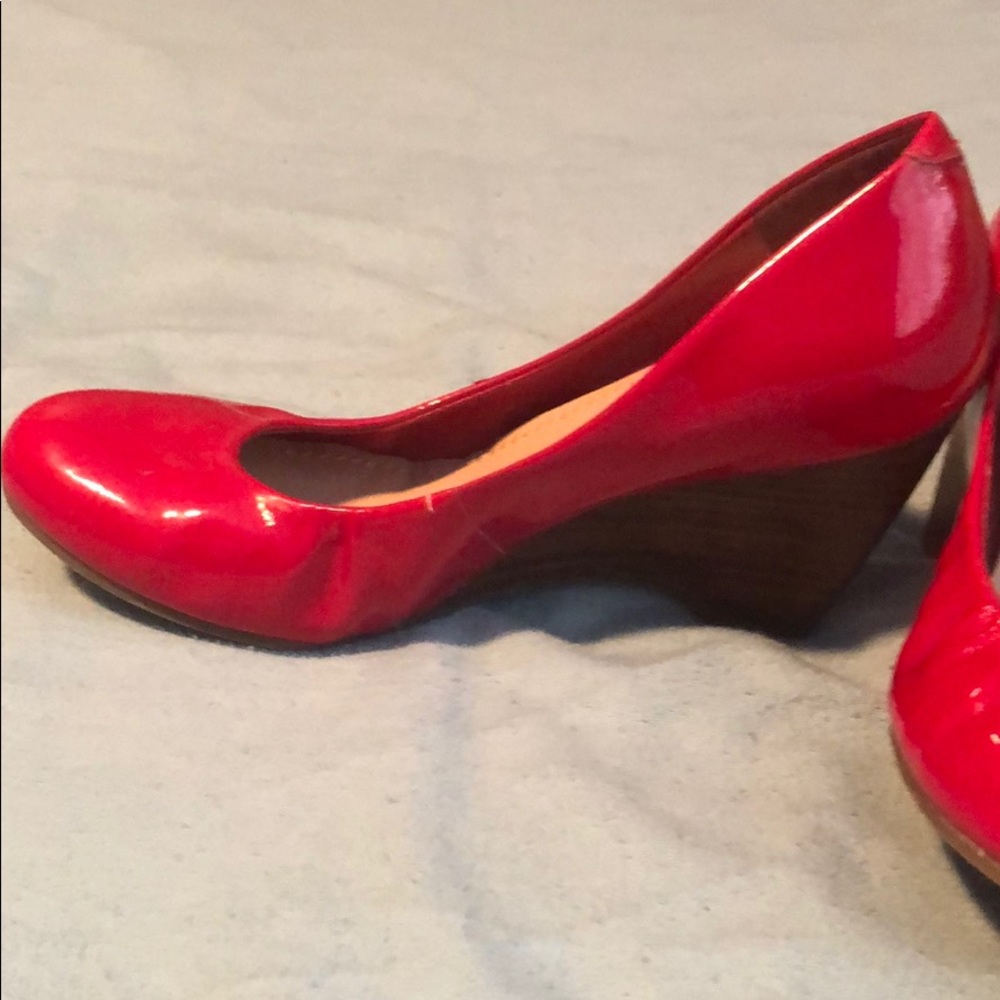 Shoes - Picture 2 of 2